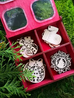 Рождественские игрушки PureWoodDecor на елку из дерева набор 12 шт. Рождественские игрушки PureWoodDecor на елку из дерева набор 12 шт.