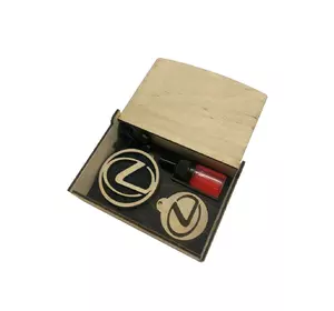 Набор автолюбителя Lexus из дерева Ароматизатор Брелок (марка машини може бути іншою) Набор автолюбителя Lexus из дерева Ароматизатор Брелок (марка машини може бути іншою)