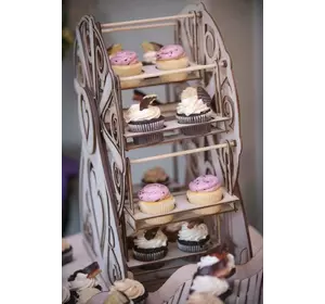 Подставка для кенди бара из дерева 25х22см. Подставка для кенди бара из дерева 25х22см.